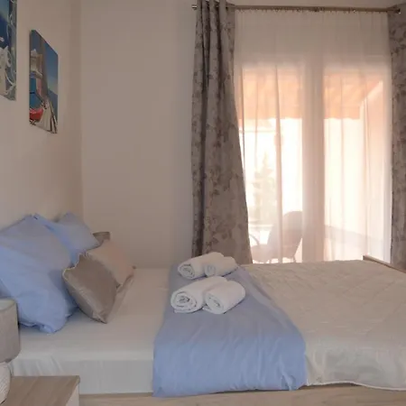 Apartment Ljiljana *